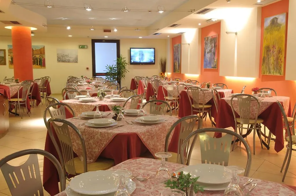 ***  Palace Hotel Due Ponti Siena İtalya